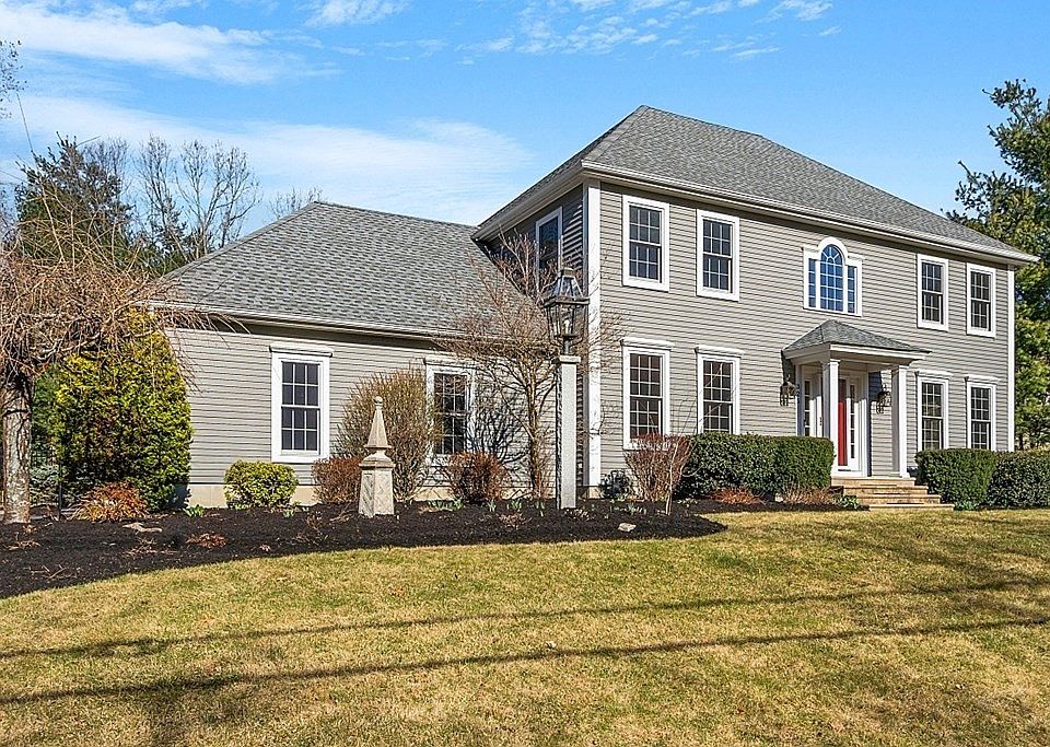 325 Prospect St, Shrewsbury, MA 01545 | Zillow