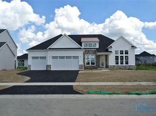 1016 Brampton Park Rd, Perrysburg, OH 43551