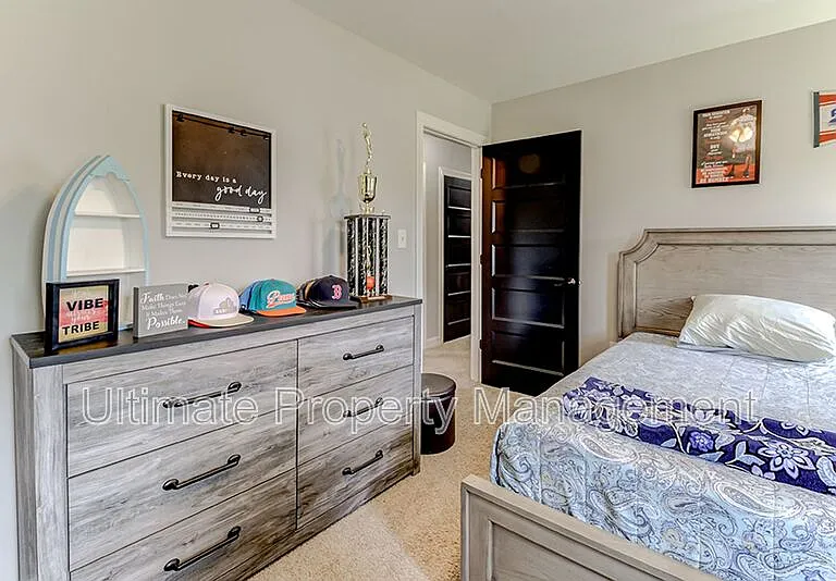 7022 Cayman Ct — Photo 28
