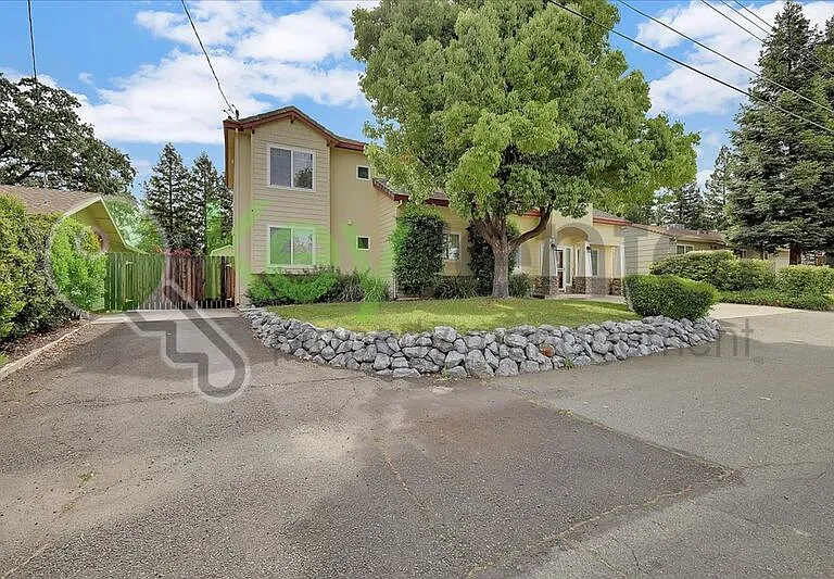 7428 April St — Photo 1