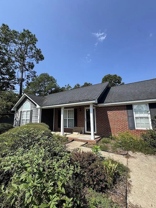 3 bed, 2.0 bath, 1472 sqft, $1,950 — Photo 1