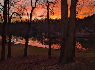 275 E Lake Dr #B, Fayetteville, GA 30214