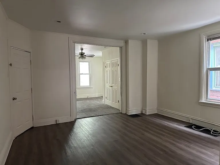 311 S 2nd St #1 — Photo 3