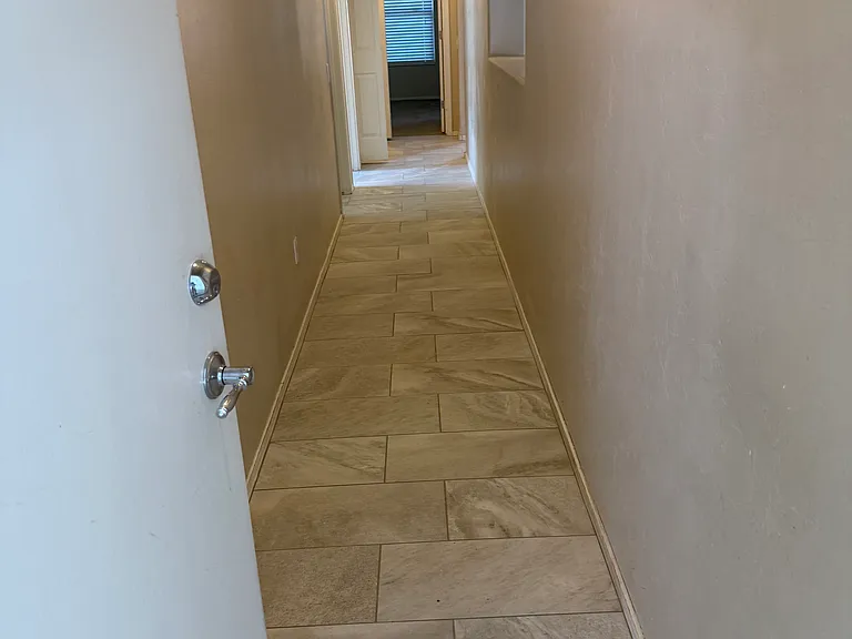 957 W Calle Valenciana — Photo 10