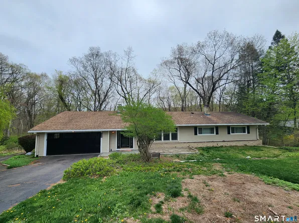 136 Knoll Drive, Hamden, CT 06518