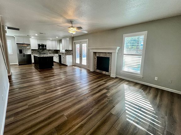4th image of 9573 N Meridian Ave