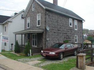 118 N 5th St, Jeannette, PA 15644