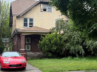 98 McLean St, Highland Park, MI 48203