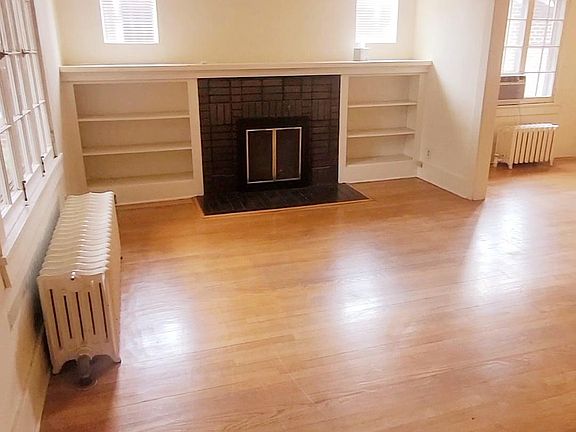2nd image of 311 S Clarkson St