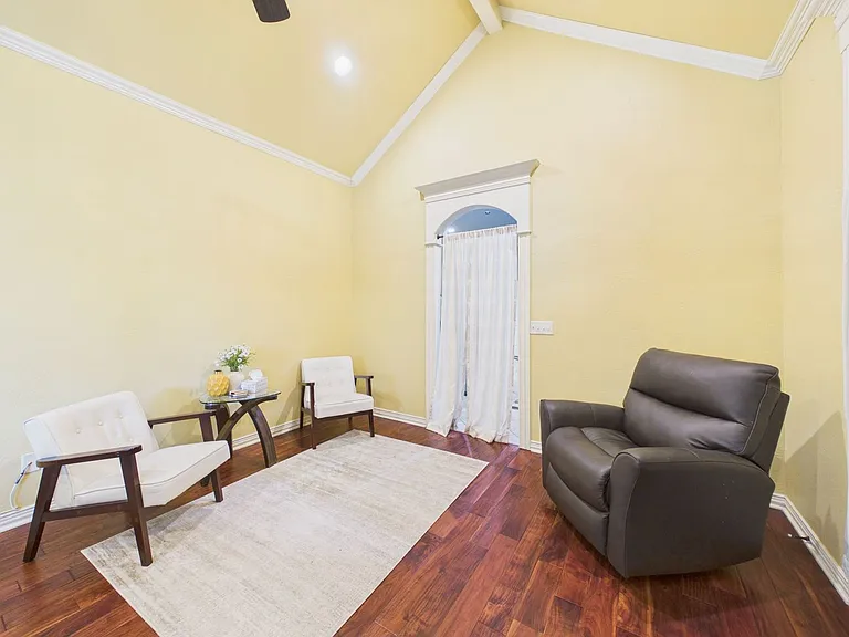 3100 River Birch Pl — Photo 8