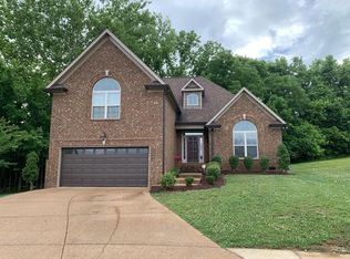 906 Tanager Ct, Lebanon, TN 37087