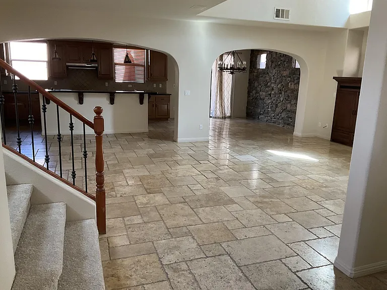 1632 Yellow Tulip Pl — Photo 2
