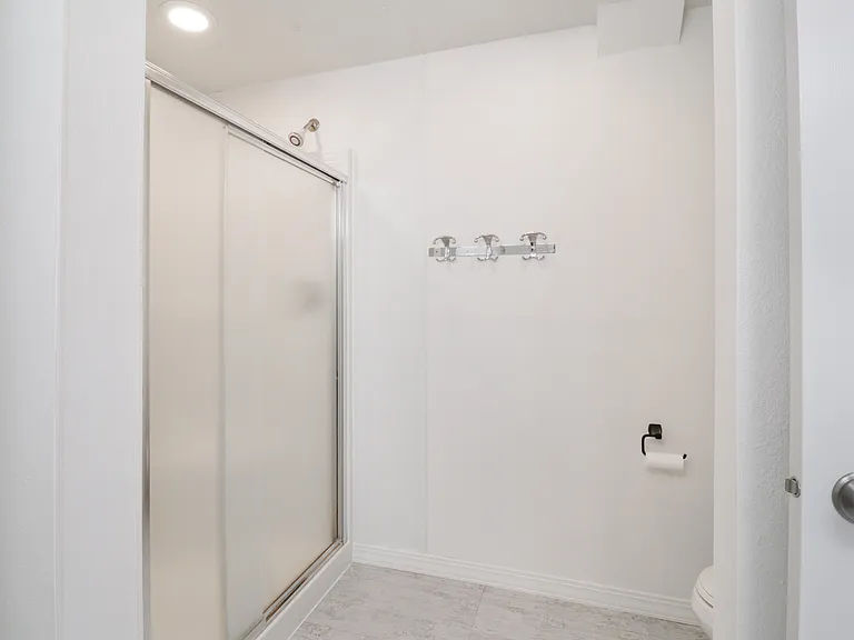 695 W Riodosa Dr — Photo 11