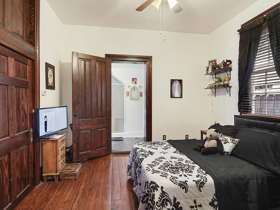 1st image of 3133 Royal St
