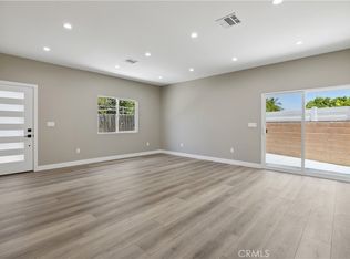 9754 Laramie Ave, Chatsworth, CA 91311