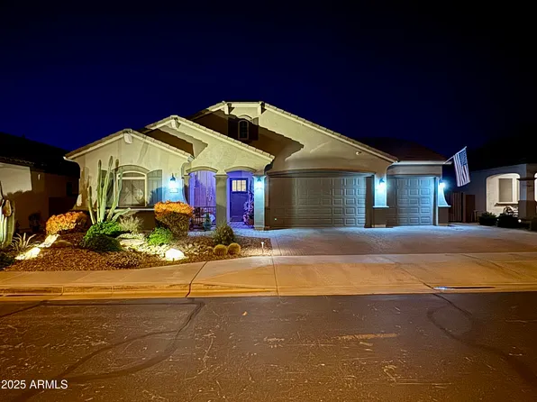 662 W GUM TREE Avenue, San Tan Valley, AZ 85140