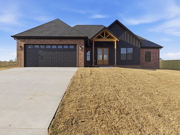 5th image of 211 Michelle Dr