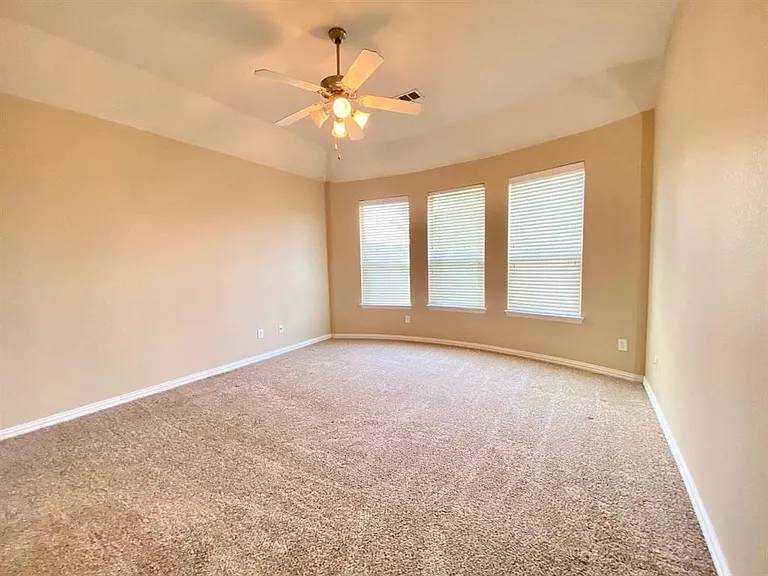 10008 Coolidge Dr — Photo 10