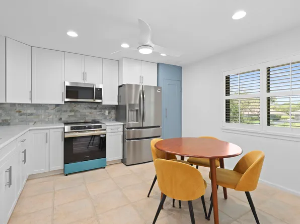 5172 SE Club Way #207, Stuart, FL 34997