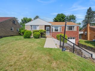 4936 Roberta Dr, Pittsburgh, PA
