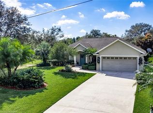 904 Catfish Creek Rd, Lake Placid, FL 33852