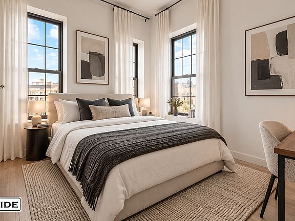 3rd image of 814 Manhattan Ave APT 4R