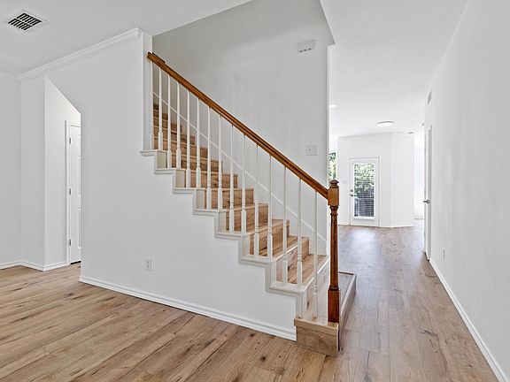 4th image of 2601 Kimberly Dr