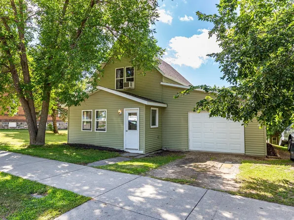 2050 2nd St, Lake Park, MN 56554