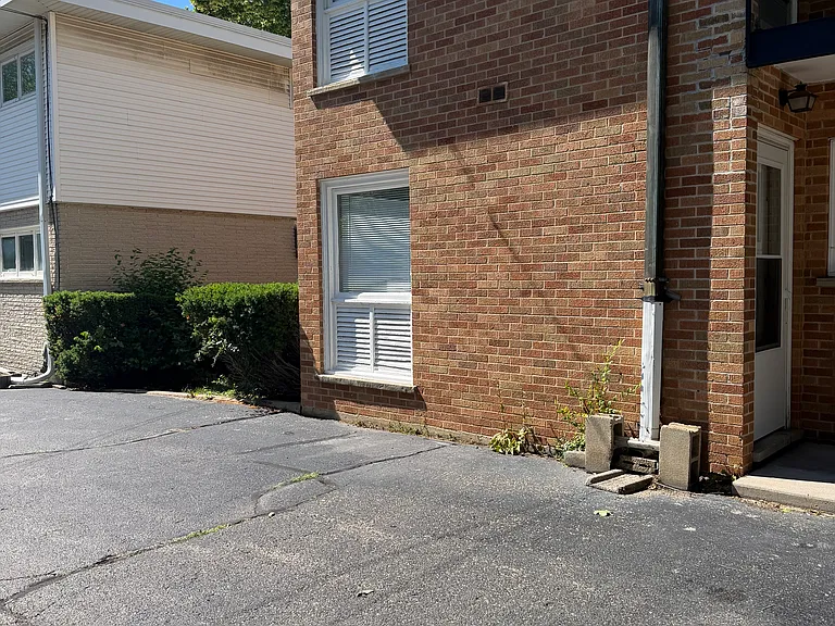 59 W Crystal Lake Ave — Photo 28
