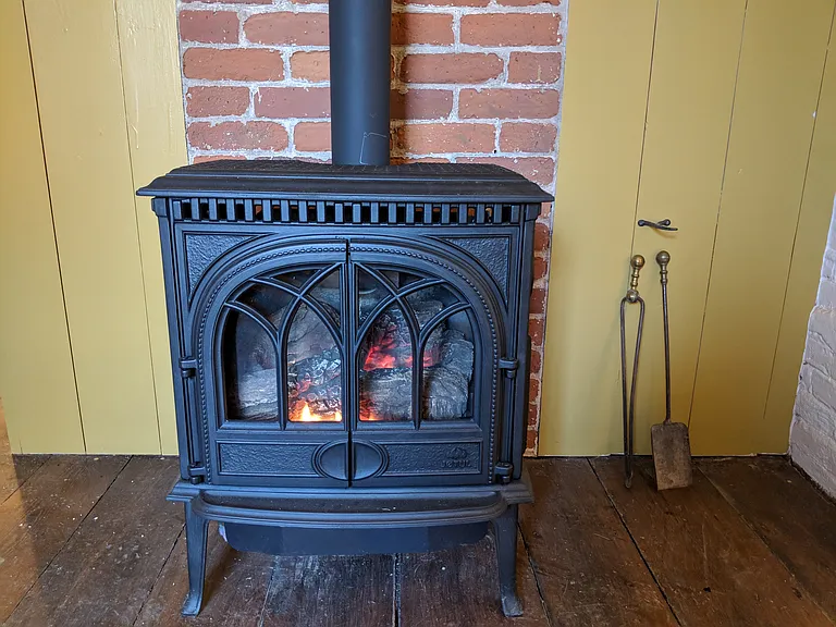 9 Island St #B — Photo 34