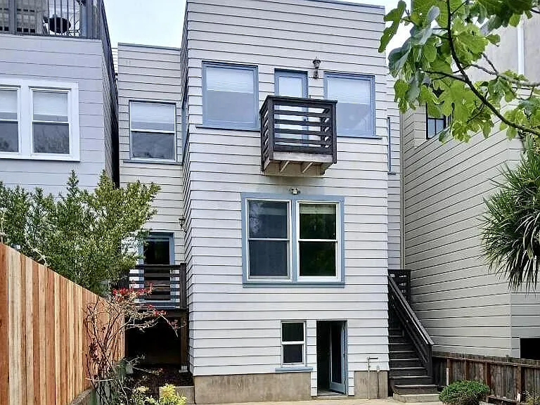 967 14th St — Photo 24