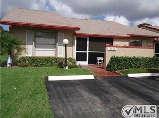 4385 Lucerne Villas Ln, Lake Worth, FL 33467