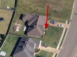 8547 Meadow Vale Dr, Memphis, TN 38125