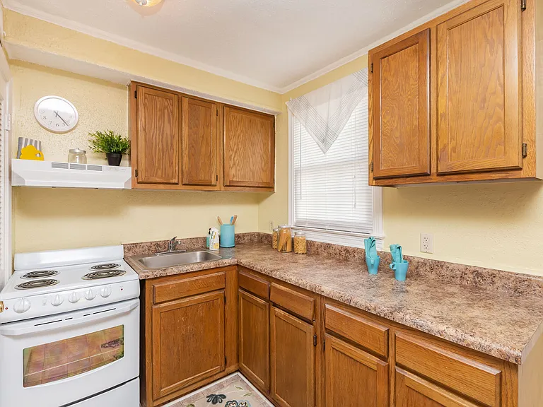 614 Peninsula Dr — Photo 10