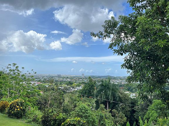 Majestic view to San Juan from terrace