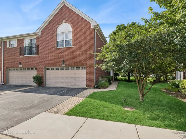 1007 Enfield Dr #1007, Northbrook, IL 60062