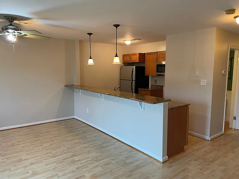 371 Jonathan Ct — Photo 4