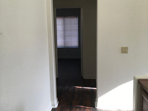 3rd image of 25940 Via Oro