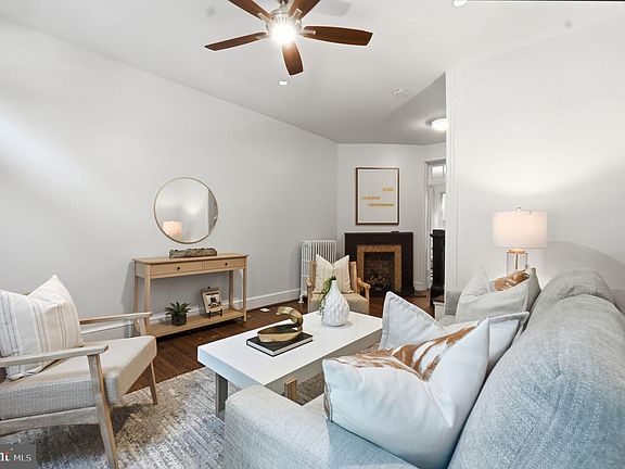 5th image of 2152 Newport Pl NW
