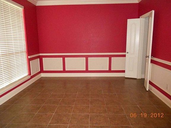 3rd image of 4401 Monnig Ln