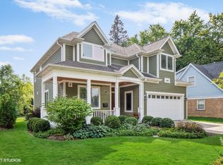 449 E Rockland Rd, Libertyville, IL 60048