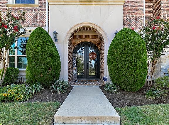 3rd image of 6909 Solitude Creek Ct
