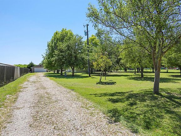 5th image of 18510 County Road 949