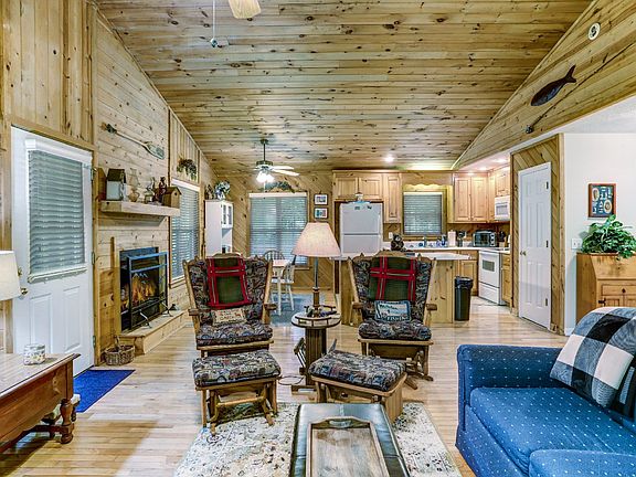 4th image of 2757 Whippoorwill Ln