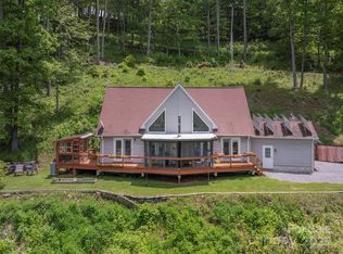 1185 Mule Stomp Rd, Clyde, NC 28721