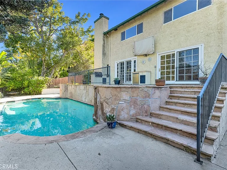 22781 Macfarlane Dr — Photo 36