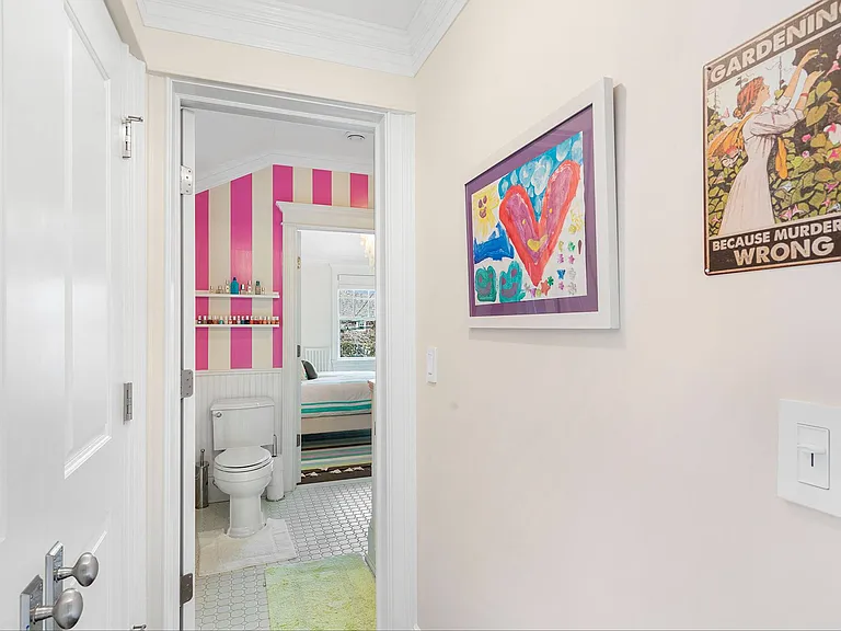 36 Huntting St — Photo 22