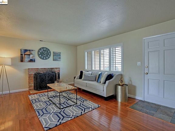4th image of 8042 Cranford Ln