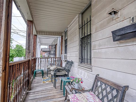 2nd image of 133 Carver St