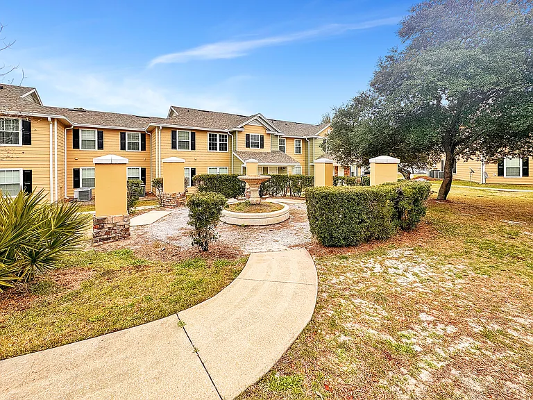 601 Cape Cod Dr — Photo 22